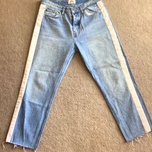 Zara cropped denim jeans size 32 -0114
